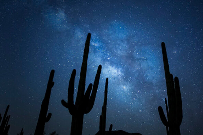 Cielos nocturnos de San Pedro